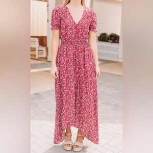 Hayden Dress from Mint Julep - Red floral maxi size S